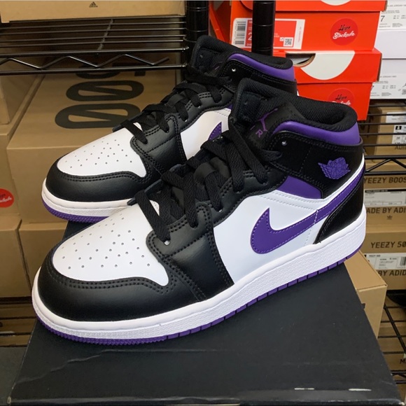 Nike Air Jordan 1 Mid Dark Iris Black White Shoes 554724-095 Youth & Men's Sizes - Picture 7 of 12